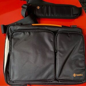 Tomtoc Black Cushioned Messenger Bag for Men